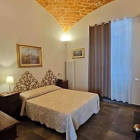 Hotel Eden