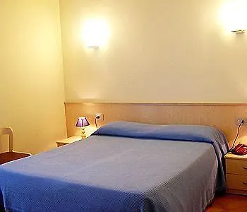Eden Hotell 3*