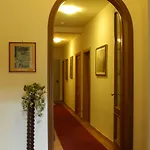 Hotel Eden
