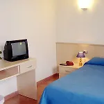 Eden Hotel 3*