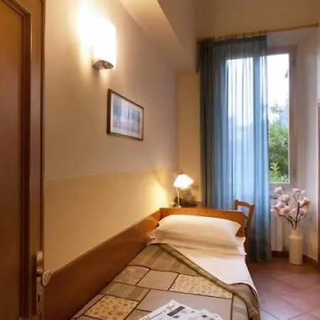 Eden Hotel 3*